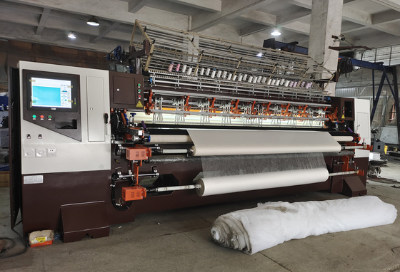 1400rpm het Slotsteek van de hoge snelheids Multinaald het Watteren Machine 112 Duim voor Huistextiel