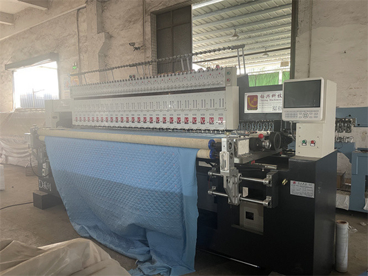 1800 Minimale verwerkingsoppervlakte Quilting Embroidery Machine voor middelgrote stoffen