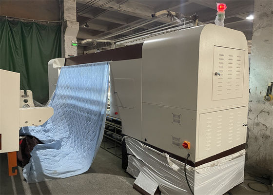 Versatile matrassen maken machine met 1800mm-2400mm Quilting Capaciteit