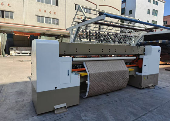 Professionele quiltmachine Industrieel quiltapparatuur met een naaldafstand van 25,4 mm