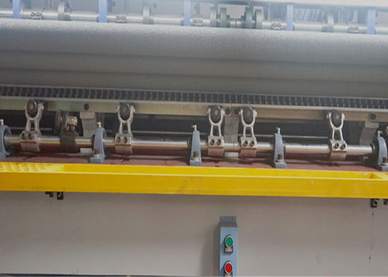 240M/H Industriële slot steken Computerized Garment Making Machine