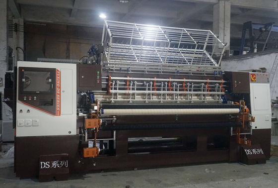 210cm breedte computer multi-naald quilting machine slot steken type voor pyjama